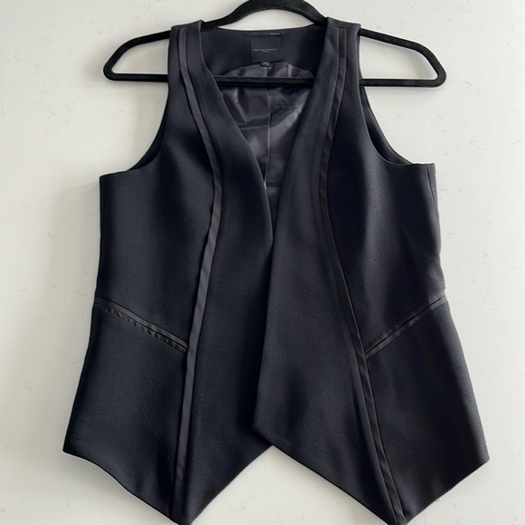 Silvian Heach Italia vest - Picture 1 of 8